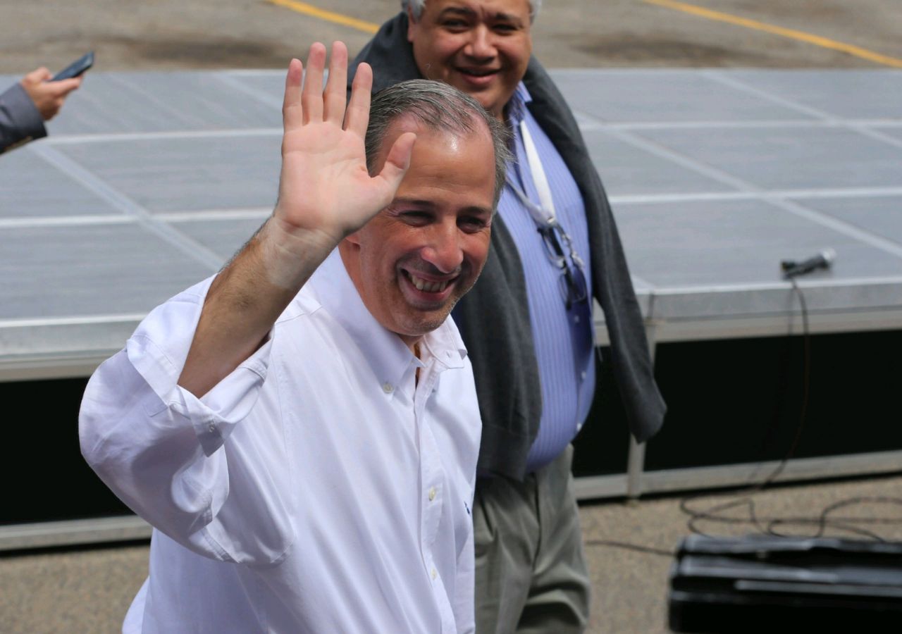 José Antonio Meade a su llegada al ensayo para el debate.