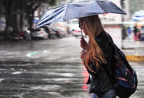 Protección Civil activó la alerta por lluvia fuerte, viento y caída de granizo en 6 delegaciones de la Ciudad de México. (Cuartoscuro)