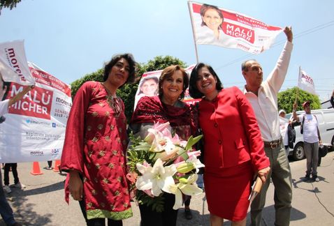 Alma Alcaraz (derecha) (Foto Dany Béjar)