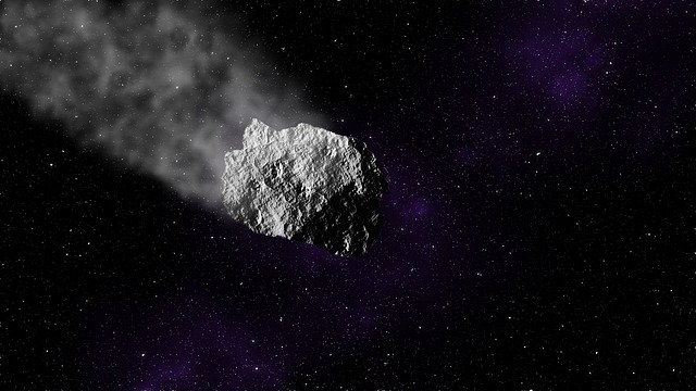 El asteroide viaja en sentido contrario al resto de los cuerpos celestes del sistema solar.