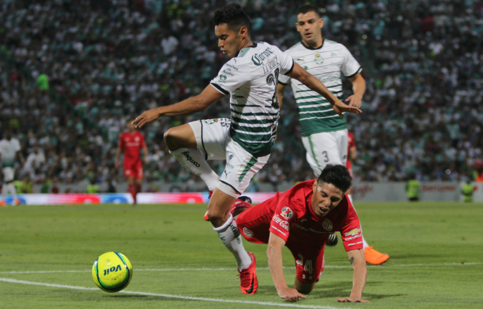 José Juan Vázquez, jugador del Santos (Imago7)