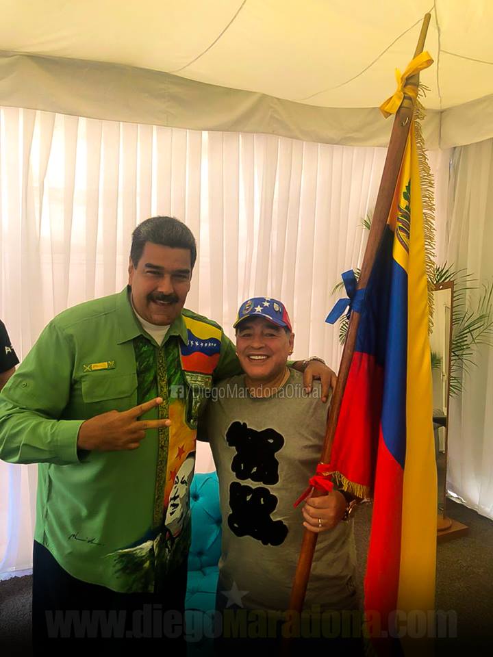 Maradona posó con Nicolás Maduro (Facebook: Diego Armando Maradona)