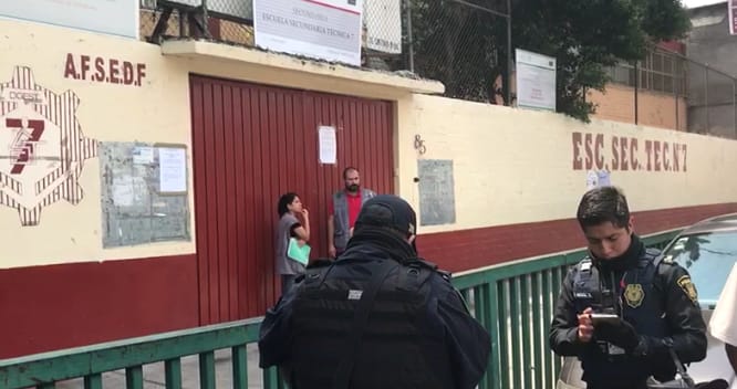 Padres de familia refieren que en plantel ya han ocurrido hechos violentos de este tipo.