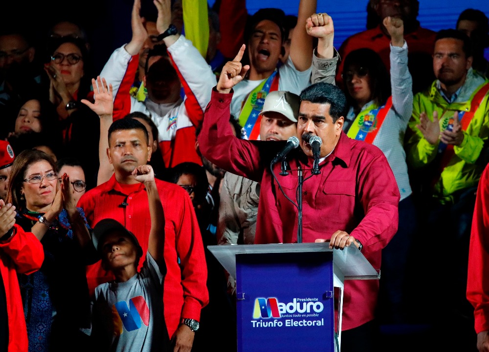 El presidente de Venezuela, Nicolás Maduro, celebra tras obtener el triunfo en las elecciones presidenciales. (Reuters)