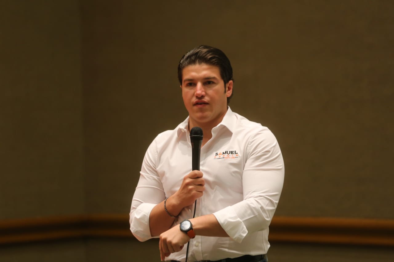 "Hay que corregir lo federal para que no ate de manos al Congreso local", dijo Samuel. (Leonel Rocha)