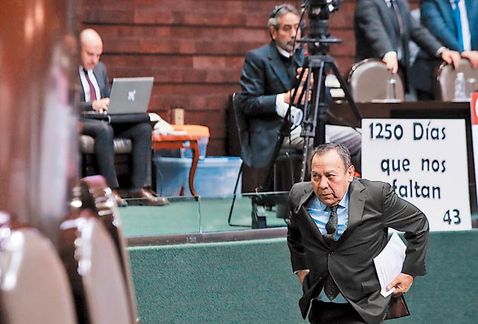“El formato del encuentro opacó los planteamientos” La participación de los ciudadanos, de las cosas positivas, señala el panista Héctor Larios. Legis
