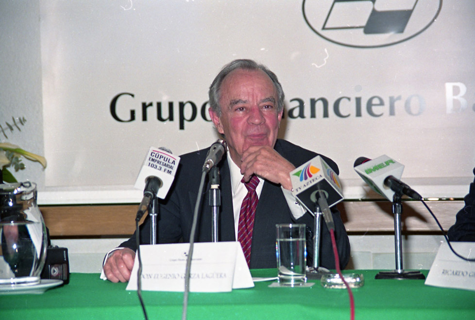 15 de febrero de 1996. Conferencia de prensa del Grupo Financiero Bancomer.