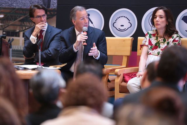 José Antonio Meade dijo que habrá más lugares para discapacitados en el gobierno (Jesús Quintana).