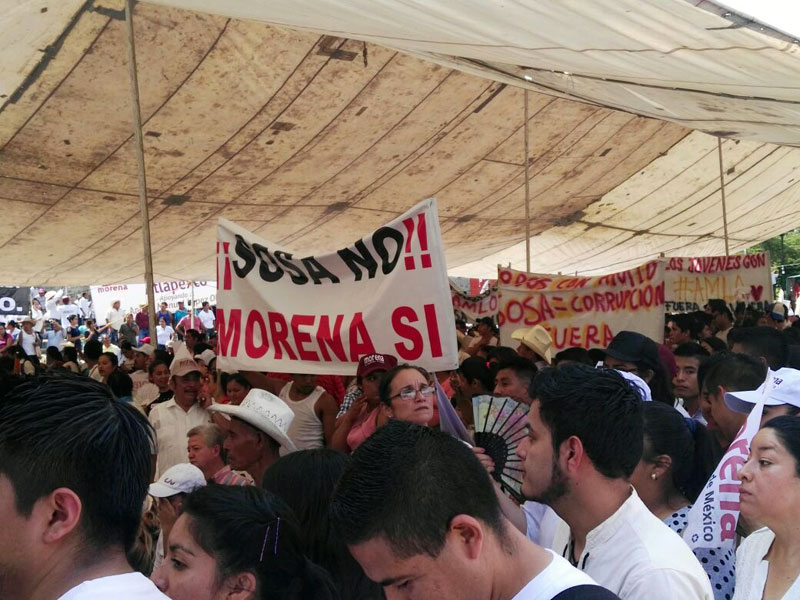 El grupo que ha organizado las visitas de López Obrador es gente de Gerardo Sosa, afirman.  (Cortesía)