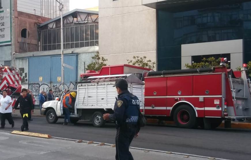 El incendio se originó por un corto circuito en el cuarto de máquinas. (César Velázquez)