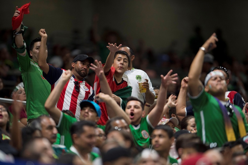 Afición de México en el duelo ante Curazao