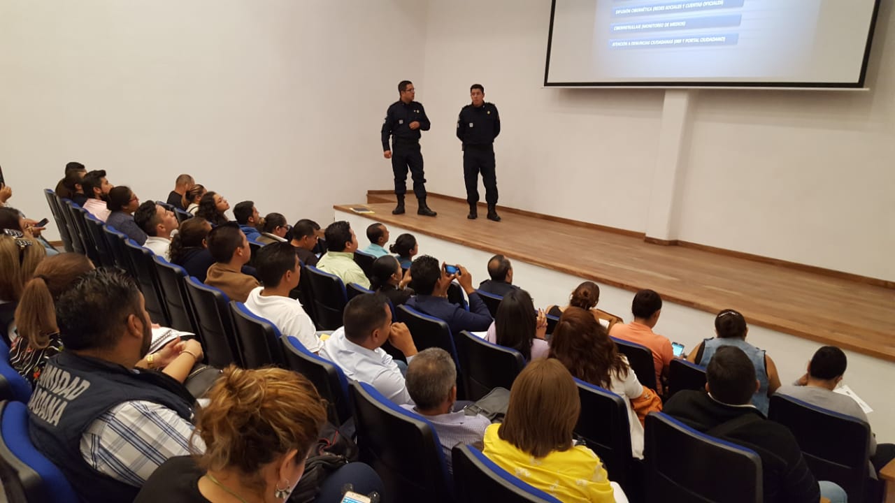 En la capacitación se tomaron en cuenta varios puntos para poder identificar los delitos cibernéticos