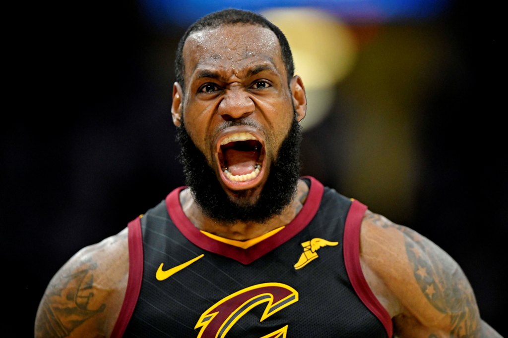 LeBron James en festejo (Reuters)