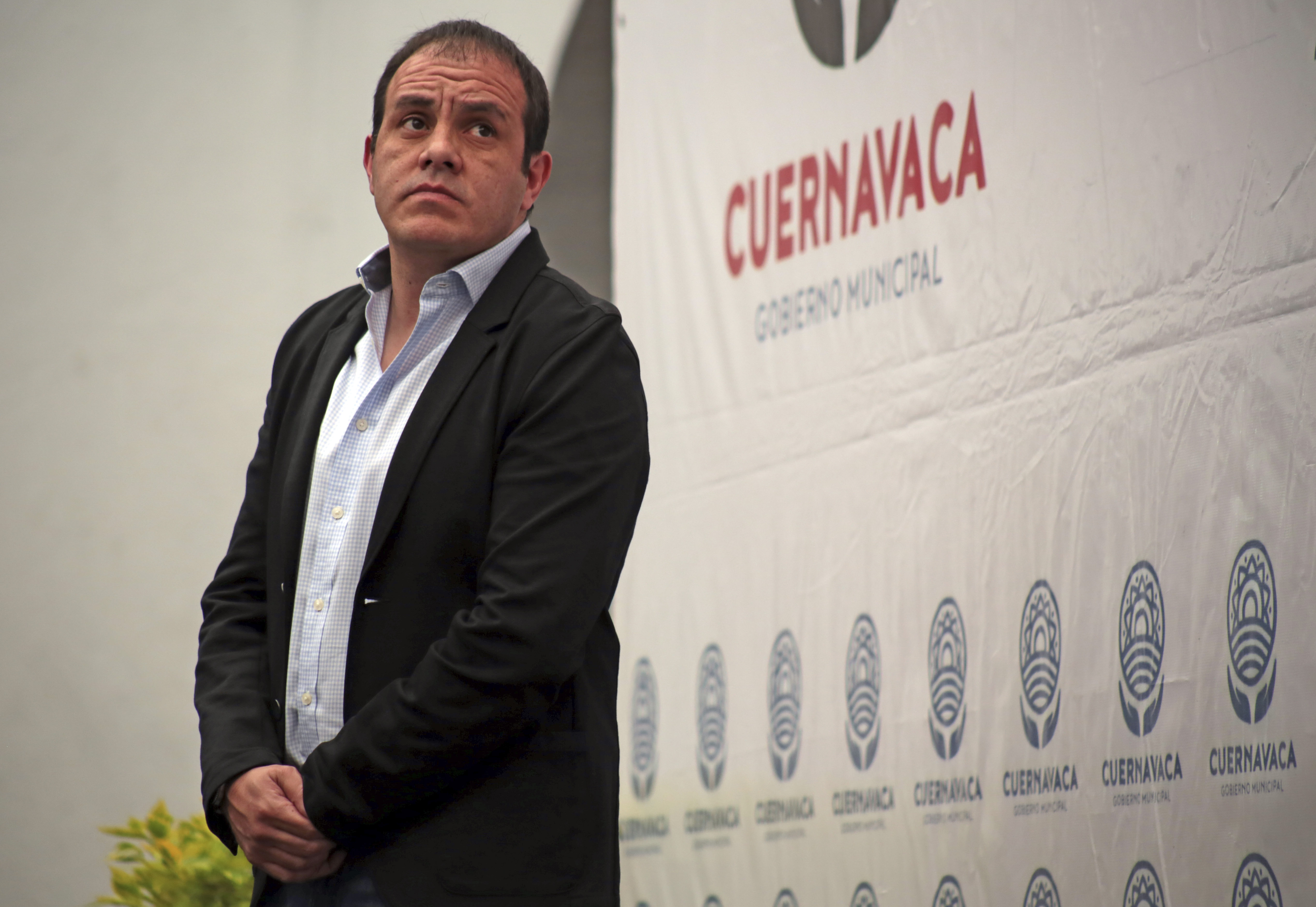 El candidato del PRD acusó a su rival del PES de tener vínculos con el crimen organizado.