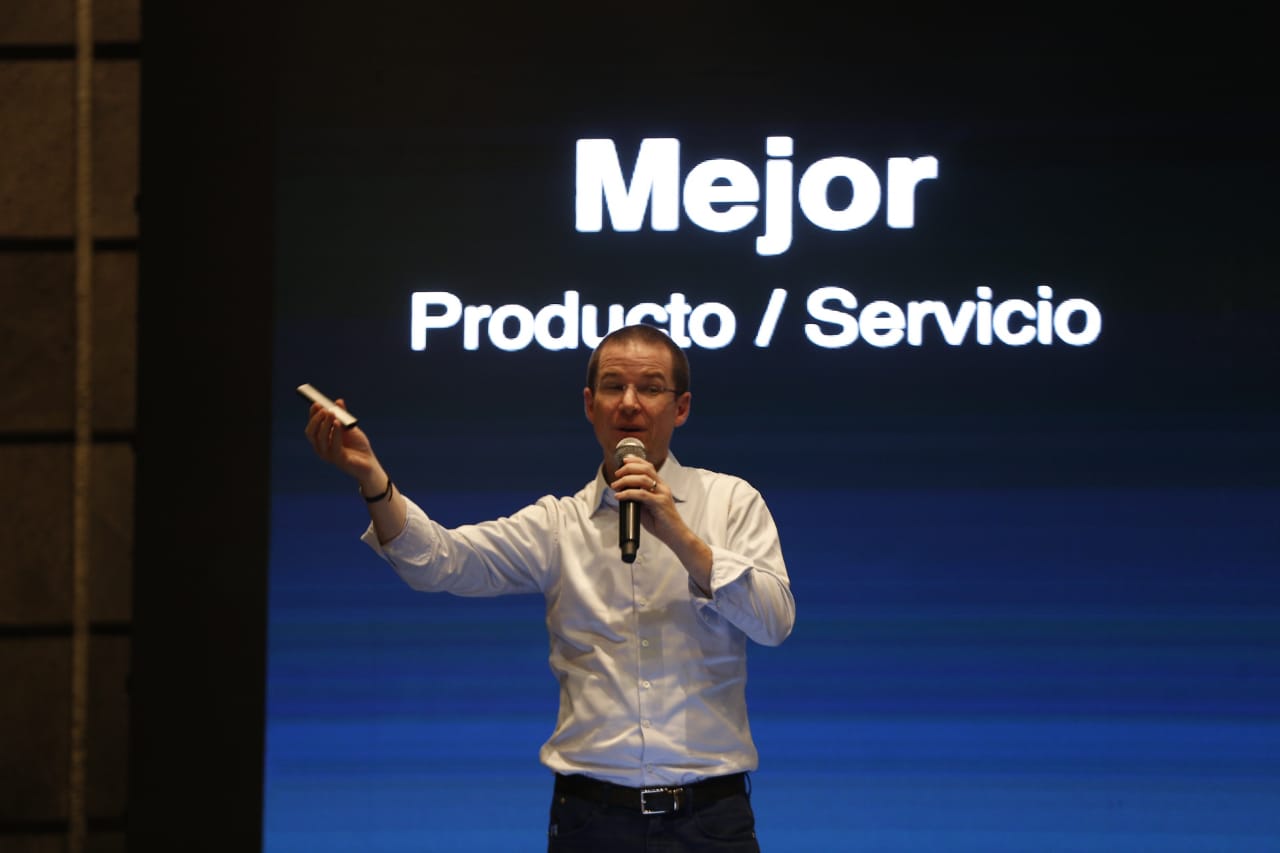 Ricardo Anaya dijo que creará empleos bien pagados. (Héctor Téllez)
