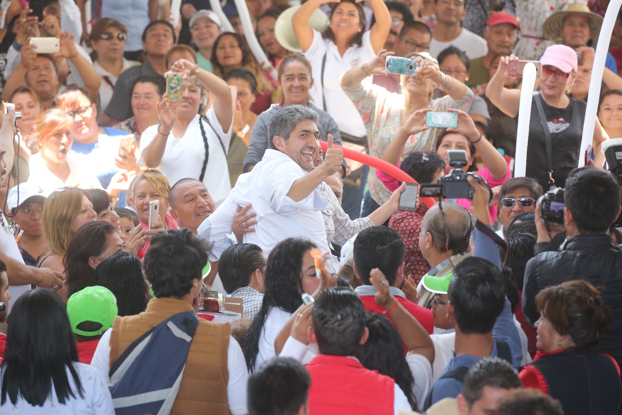 Se reunió con la estructura priista.