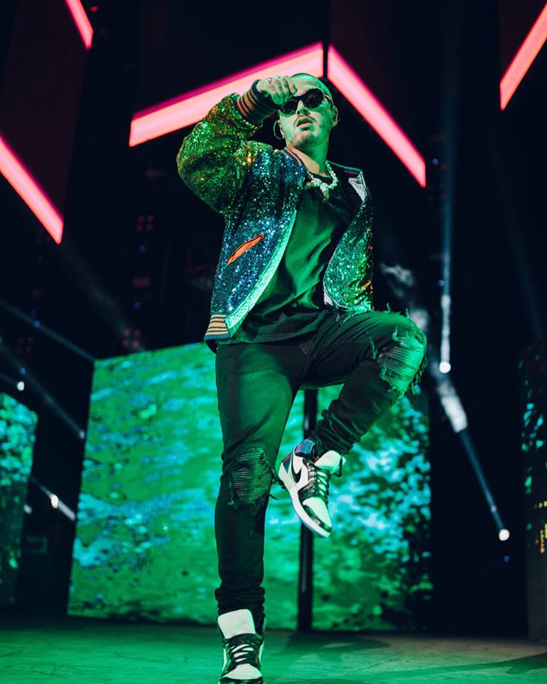 J Balvin no se guardó nada y 'conquistó' los corazones de los asistentes que fueron a su concierto (Facebook J Balvin).