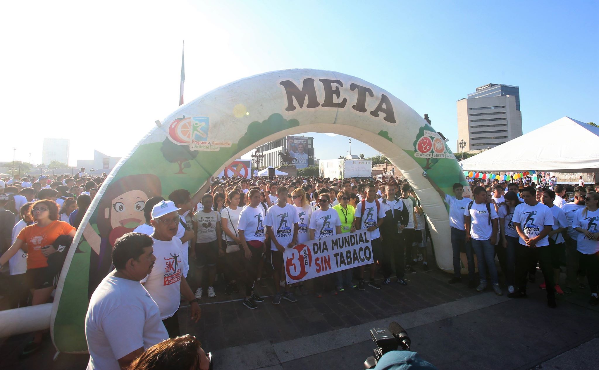 Alrededor de mil 600 personas participaron en la XVI Caminata por la Salud. (Foto: Raúl Palacios)