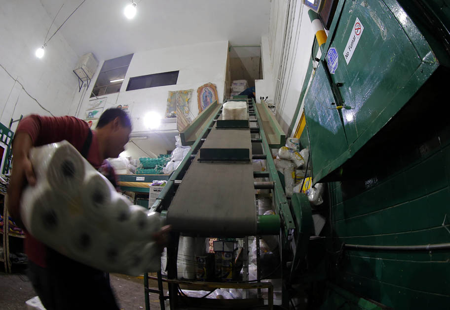 En La Laguna el 12.33% de las personas ocupadas ganan hasta un salario mínimo. (Manuel Guadarrama)