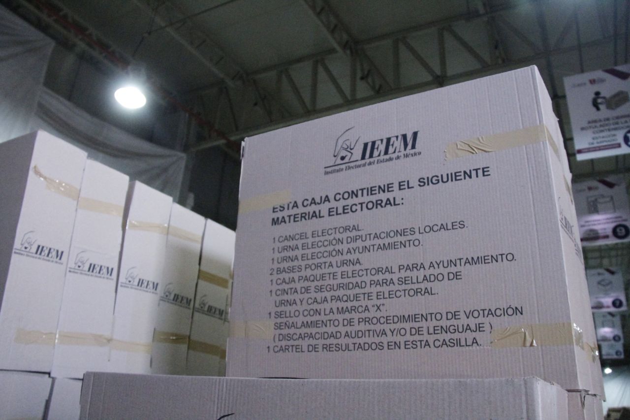 El material irá a los 125 municipios y 45 distritos locales. (Claudia Aguilar)