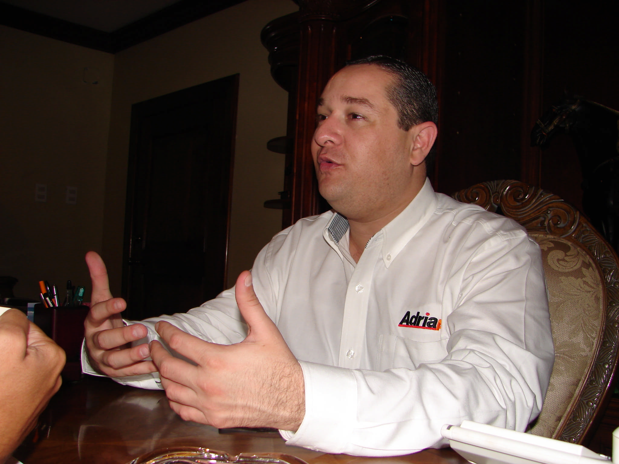 Adrián Oseguera Kernion, candidato a la alcaldía de Ciudad Madero por la coalición Juntos Haremos Historia.