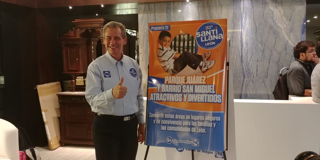 Héctor López Santillana propone renovación de Parque Juárez y Barrio de San Miguel. (Foto René Fúnez)