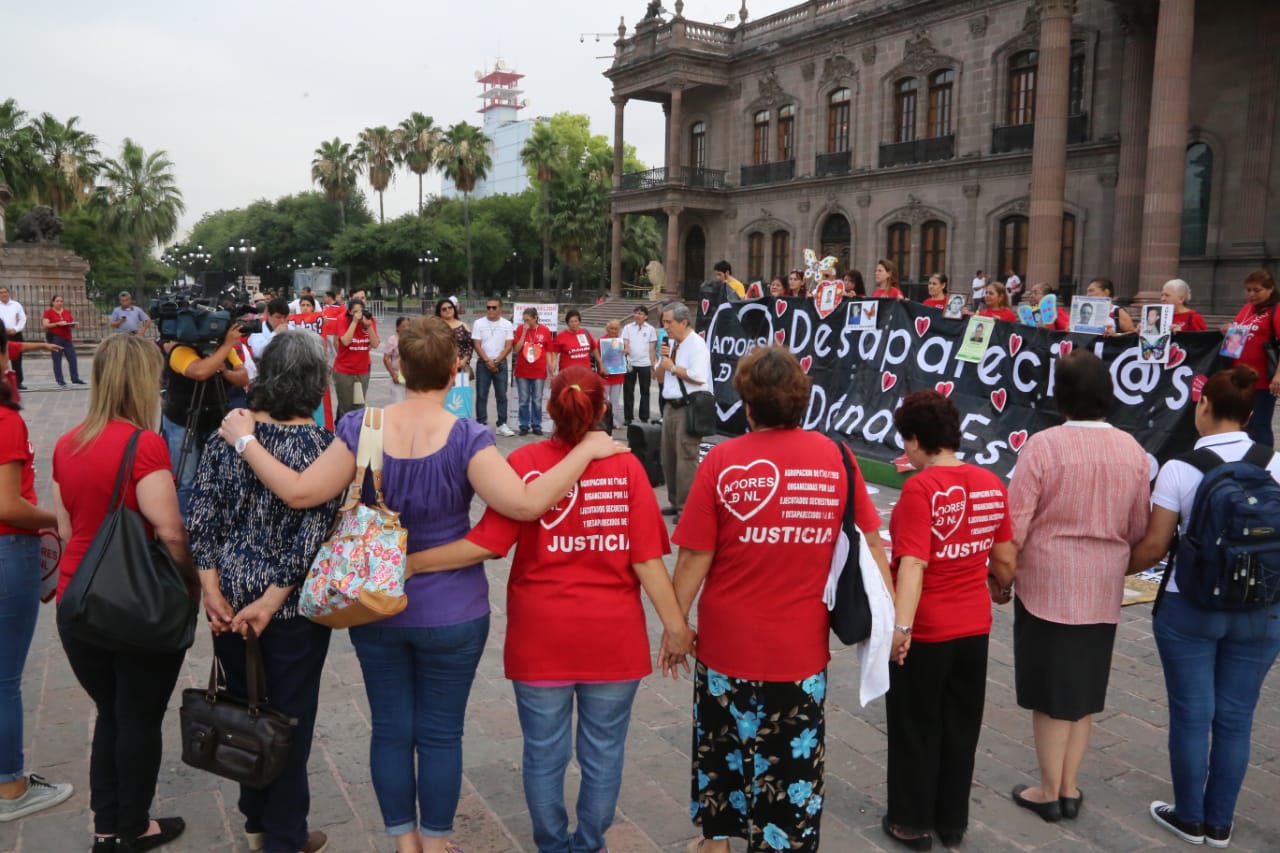 La directora de CADHAC, Consuelo Morales Elizondo, denunció que el presupuesto que debe destinarse para la reparación del daño a familiares aún no ha 
