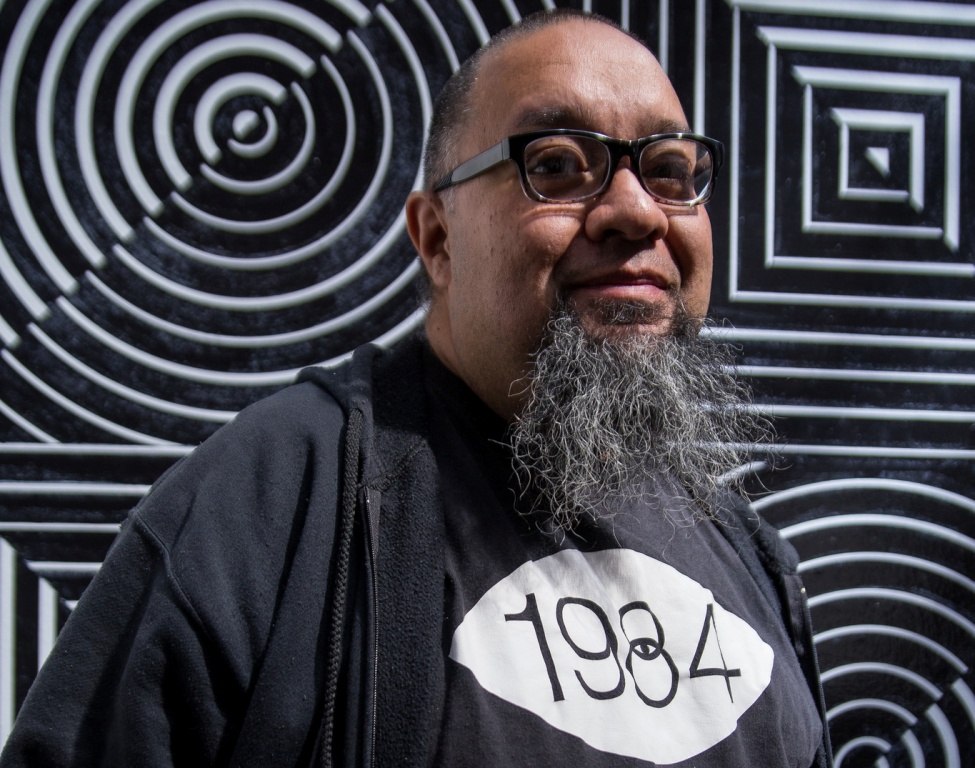 Bef es escritor, ilustrador y autor de 'El instante amarillo'. (Foto: Paula Vázquez | MILENIO)