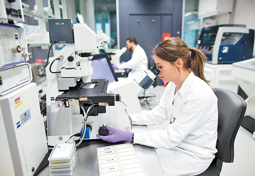 En sus instalaciones de Suiza trabajan 430 investigadores para desarrollar productos menos nocivos. (Especial)