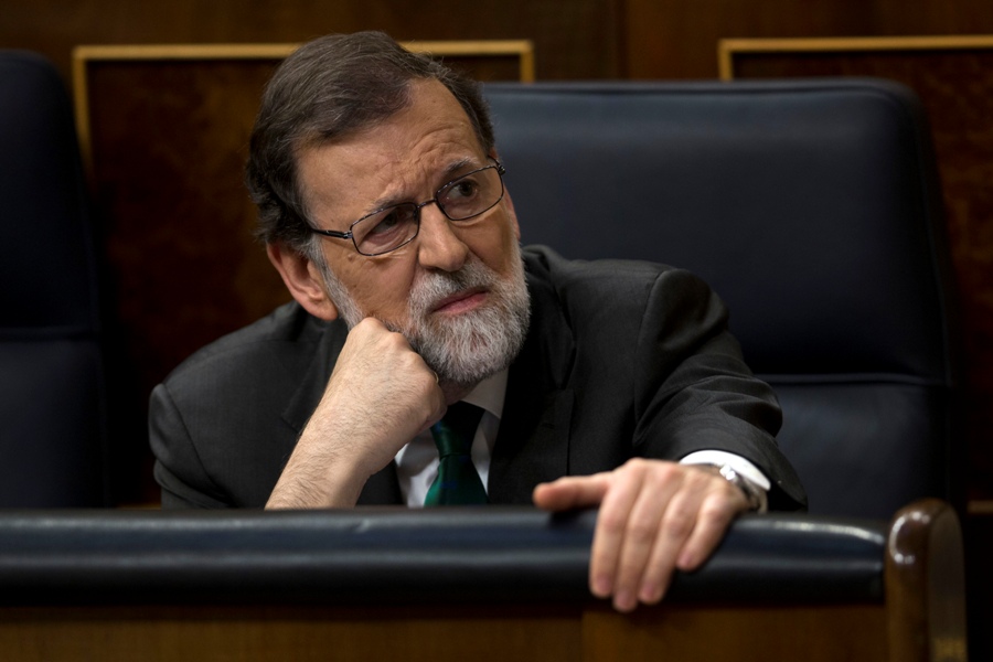 El presidente del gobierno español enfrenta una moción de censura. (AP)