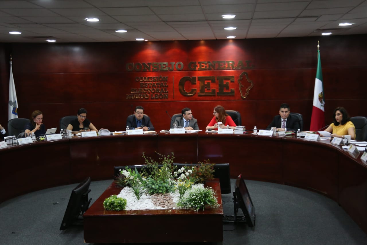 CEE aprobó que a cada uno de los representantes en las casillas se les otorgue 150 pesos para alimento. (Leonel Rocha).