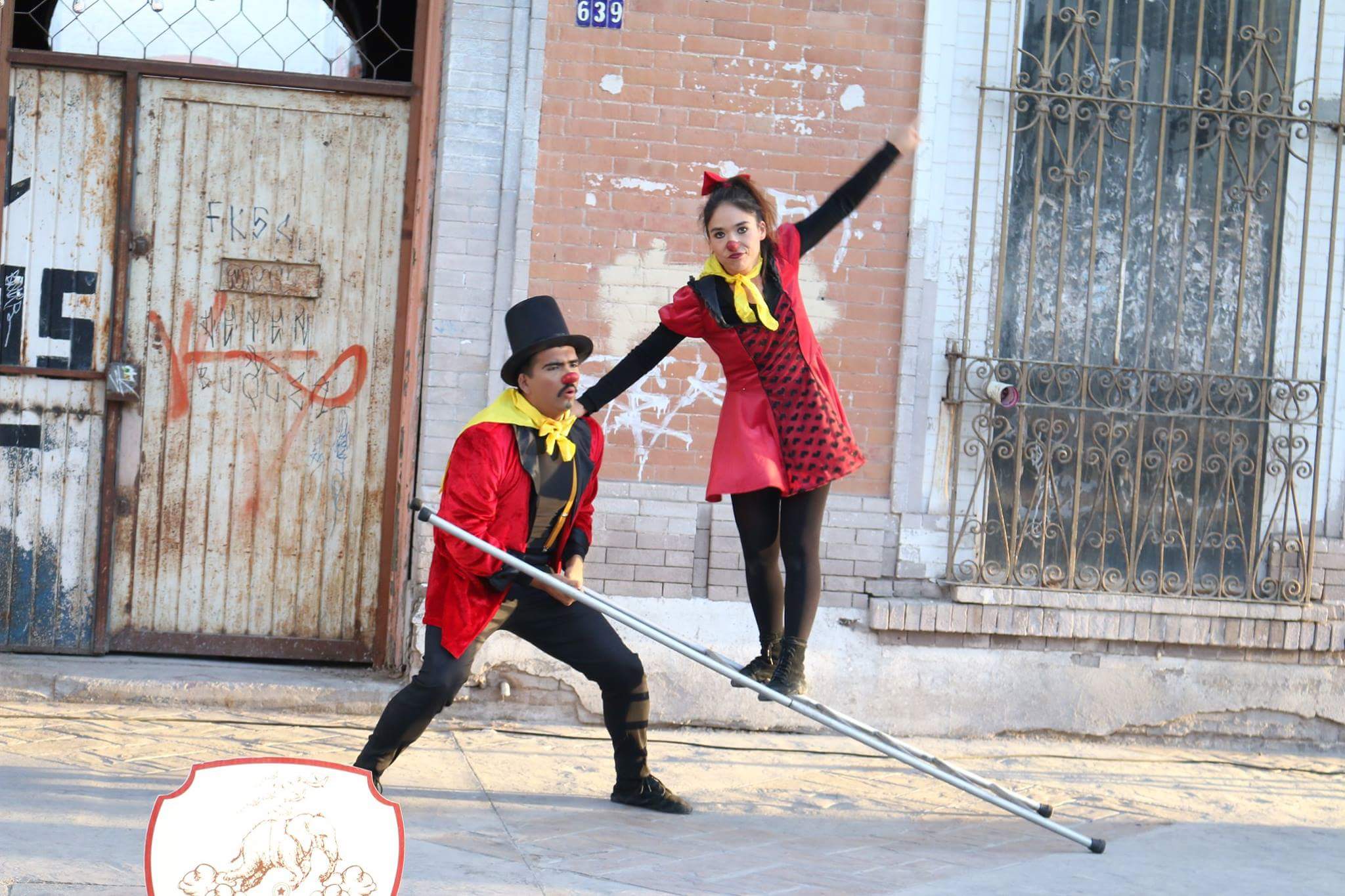 Fonzy y Clau son los creadores de la compañía 'Cometas’. (Especial)