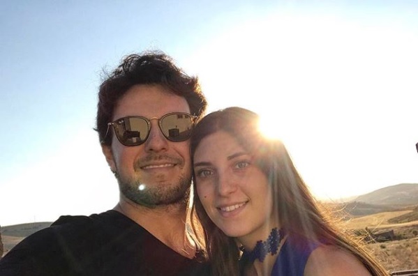 La historia de amor de ‘Checo’ y Carola en imágenes (@carolamtz1)