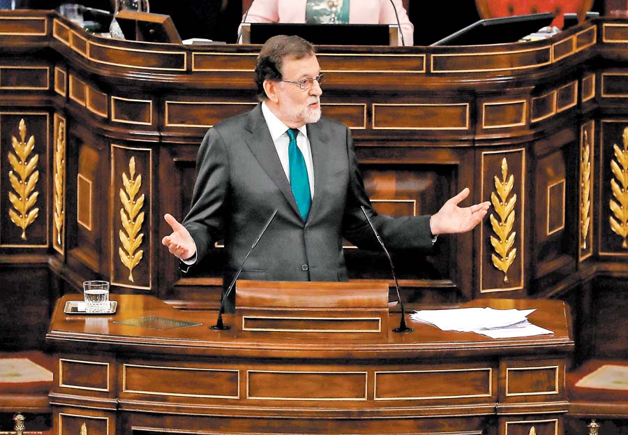 La moción contra el líder del PP es la cuarta en la historia del país y la segunda en su contra. (Juan Carlos Hidalgo/Reuters)