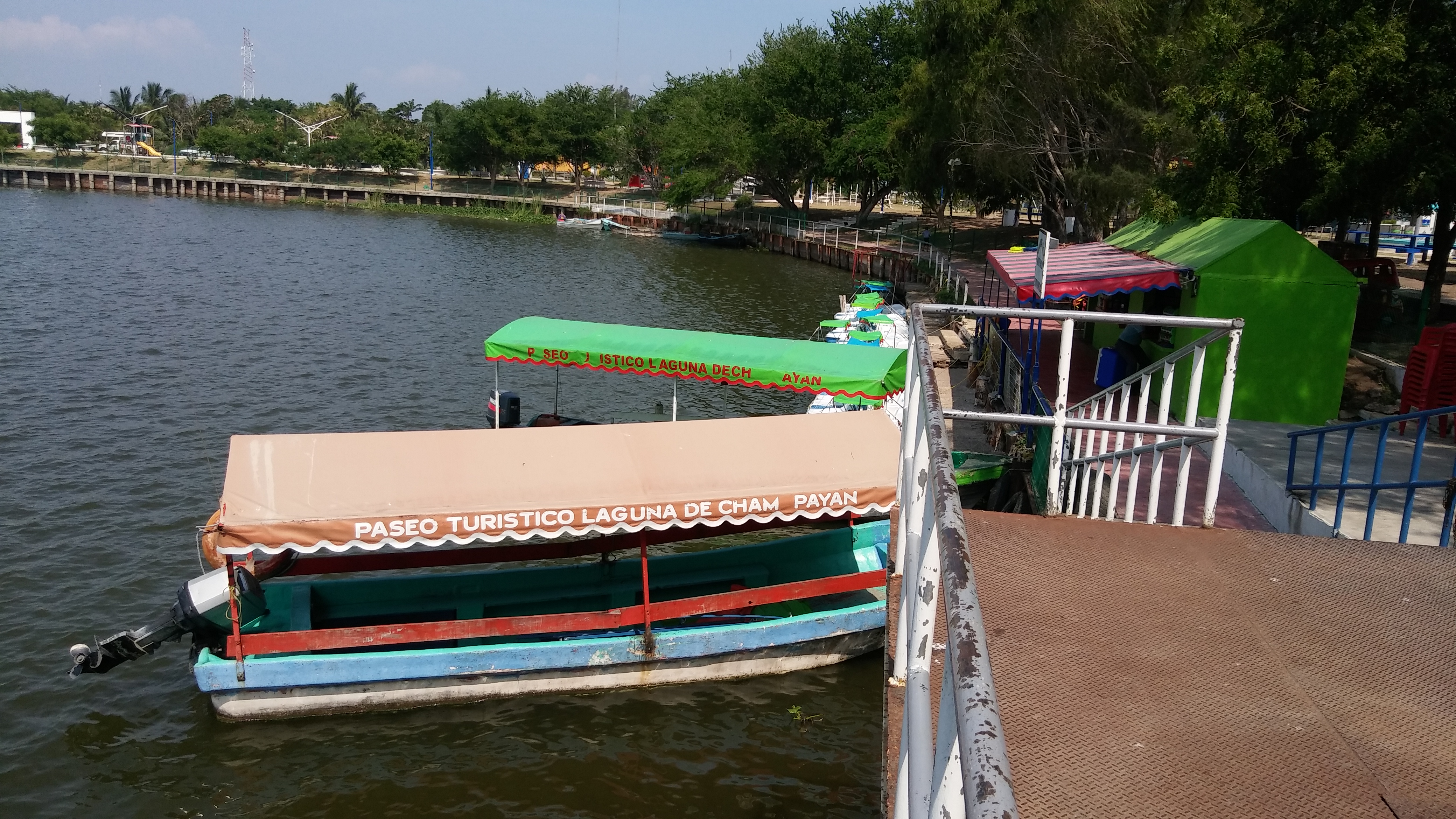 Altamira da opción a visitantes a la laguna de Champayán a través de recorridos por lancha (Pablo Reyes)