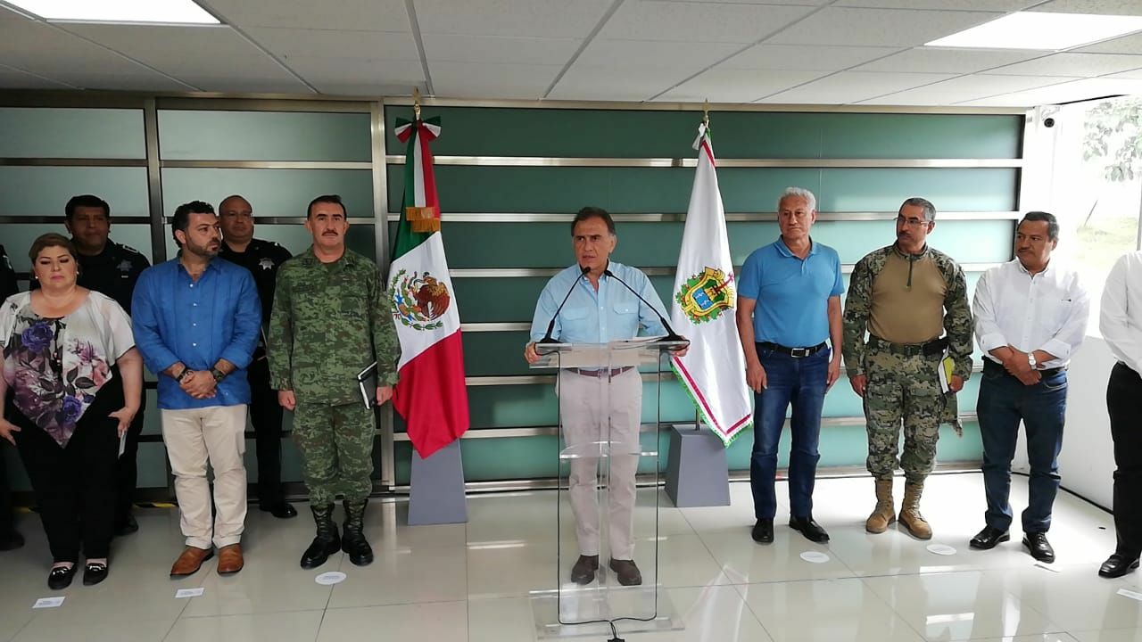 Miguel Ángel Yunes durante la conferencia en Fortín de las Flores/Especial