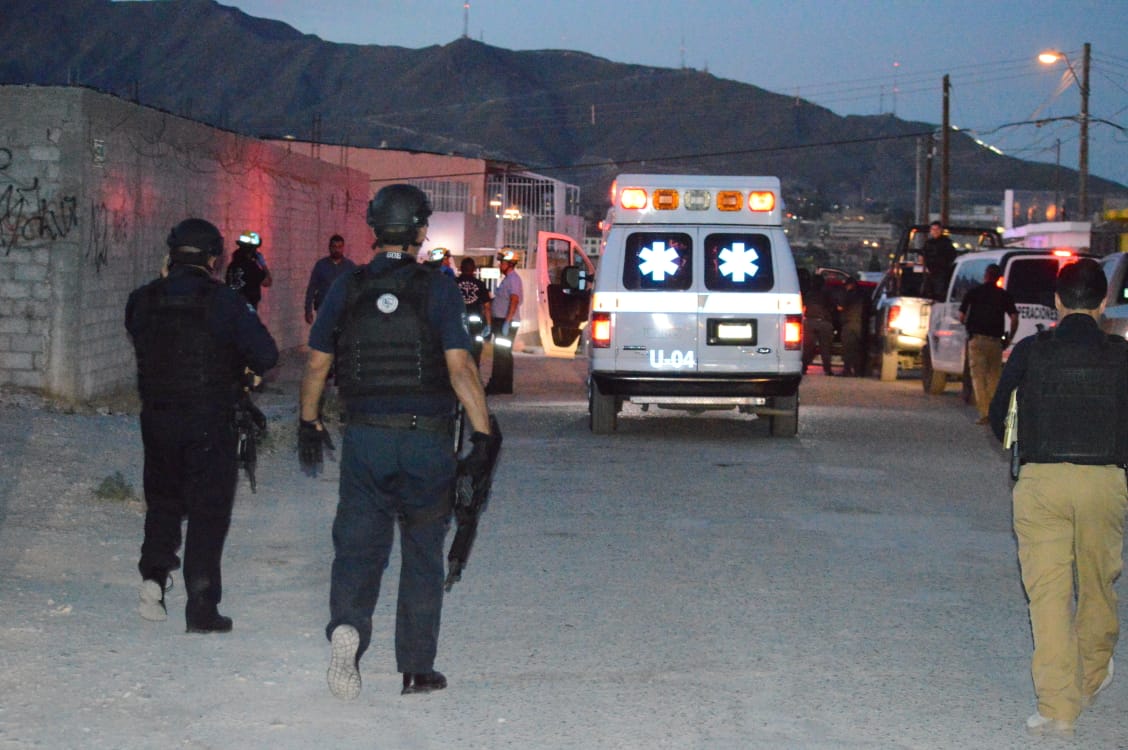 Los policías abatieron a tres presuntos integrantes del cártel de Sinaloa en un enfrentamiento en Chihuahua.