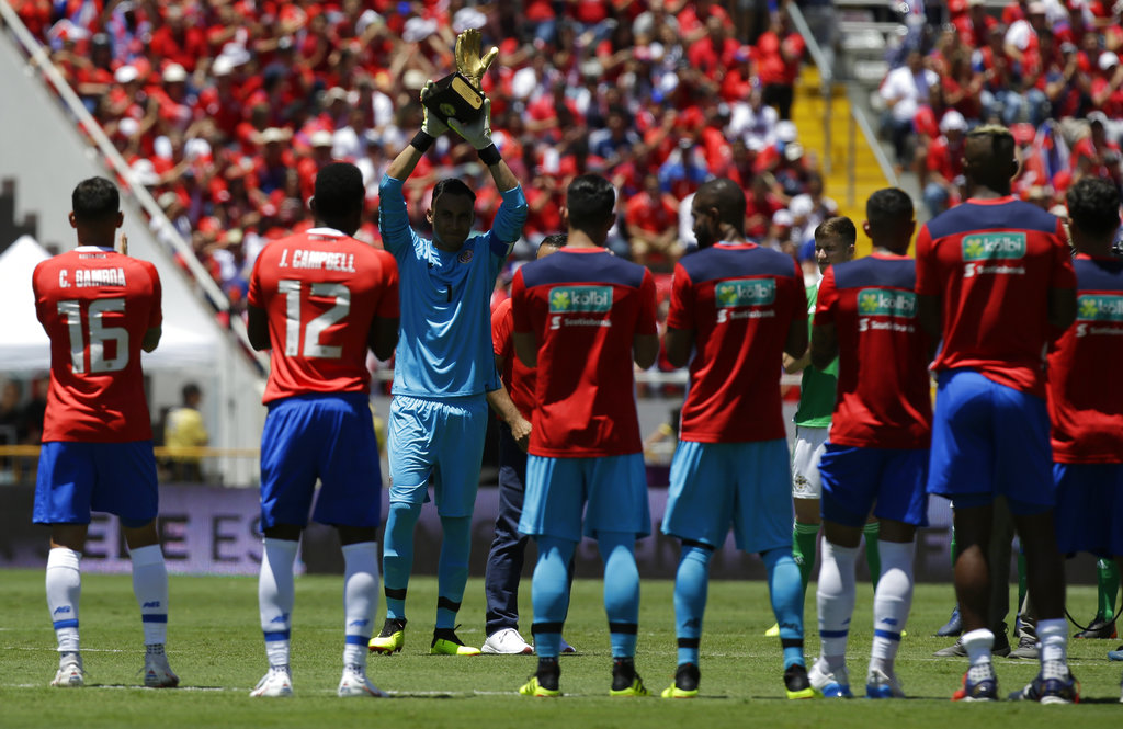 Costa Rica se despidió de su gente con un triunfo (AP)