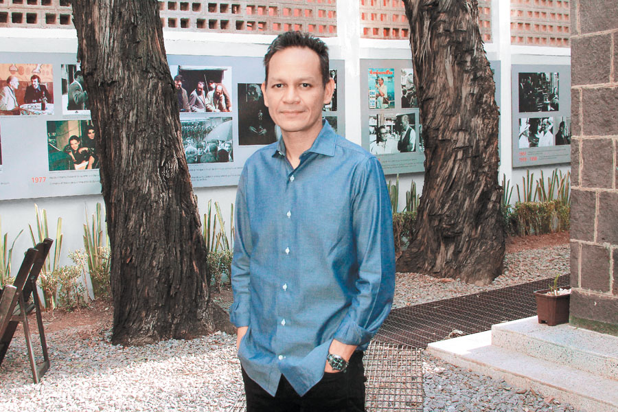 El talento de su hermano y la observación detonan sus tramas. (Alfonso Manzano)