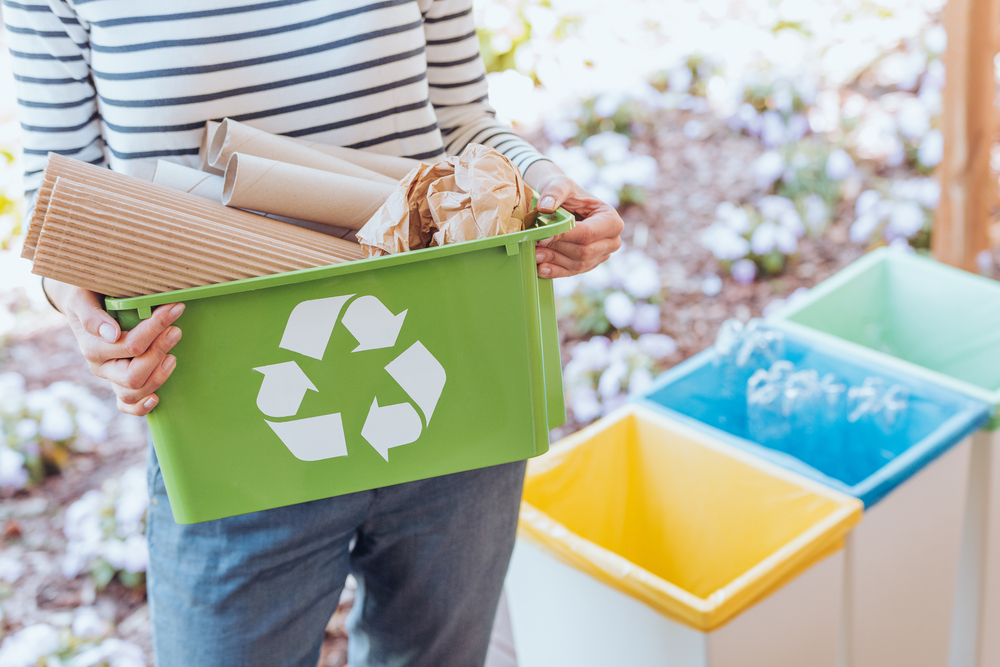 Otra medida que puedes hacer es reciclar los productos de plástico. (Foto: Shutterstock)