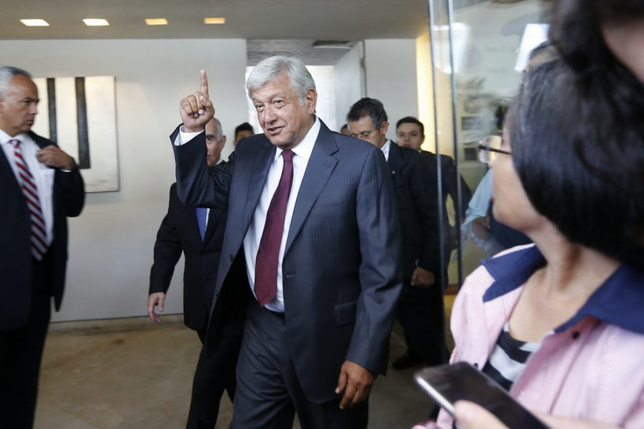 Andrés Manuel López Obrador dijo que si gana la Presidencia trabajará con los empresarios. (Araceli López)