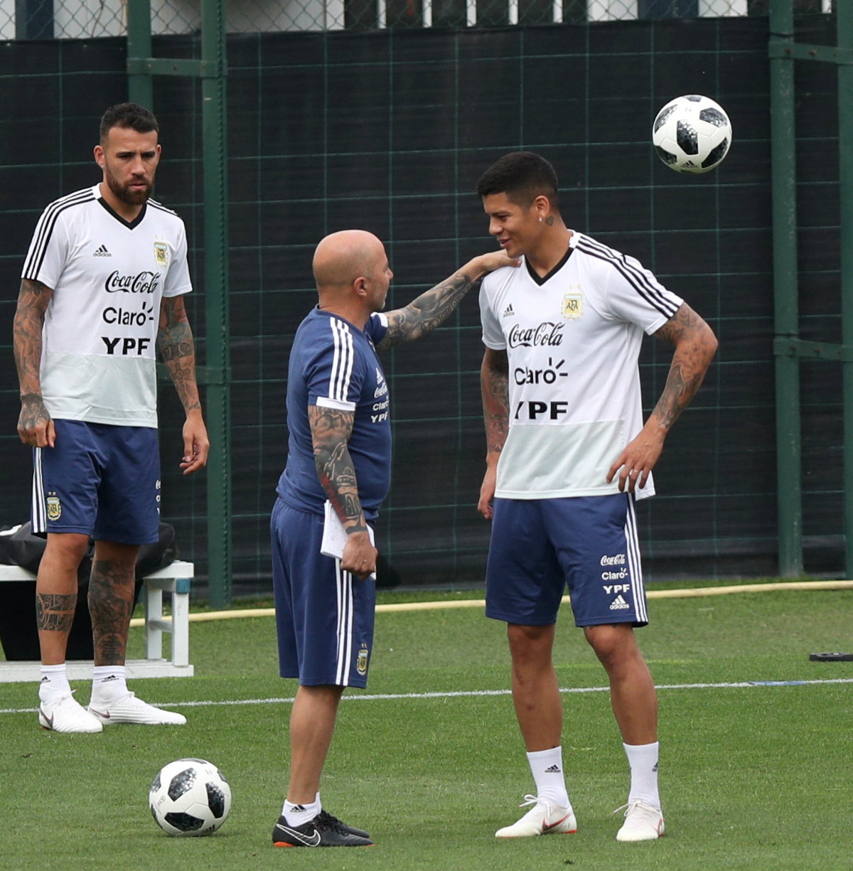 Argentina durante un entrenamiento en Barcelona (Reuters)