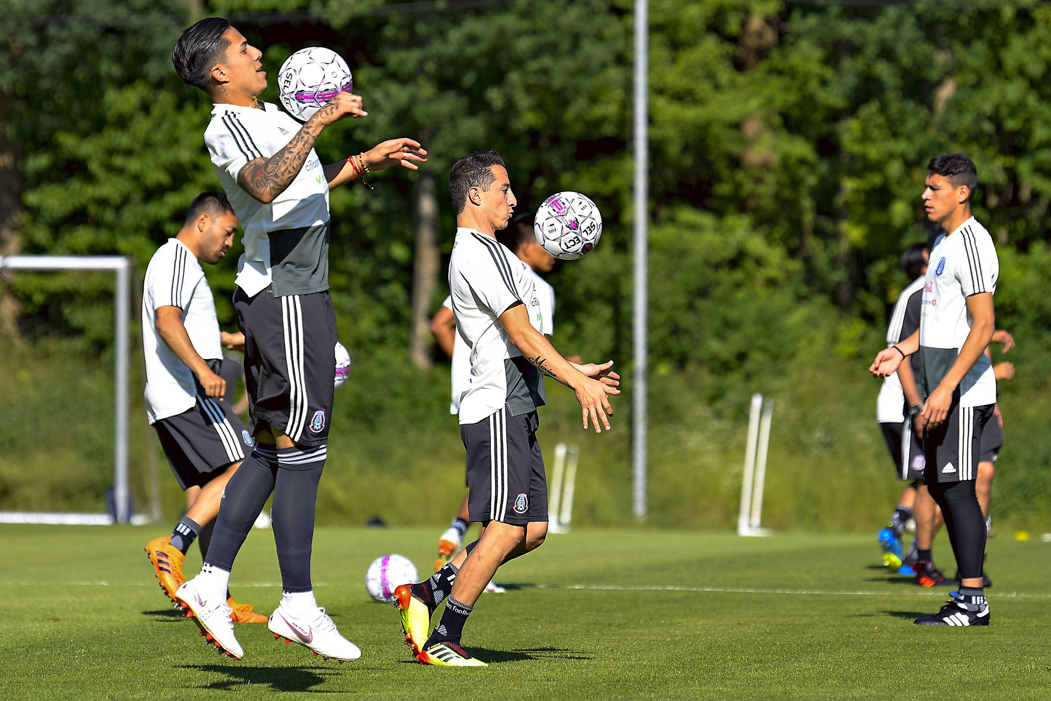 El Tri tuvo su primera práctica en Dinamarca (Twitter @miseleccionmx)