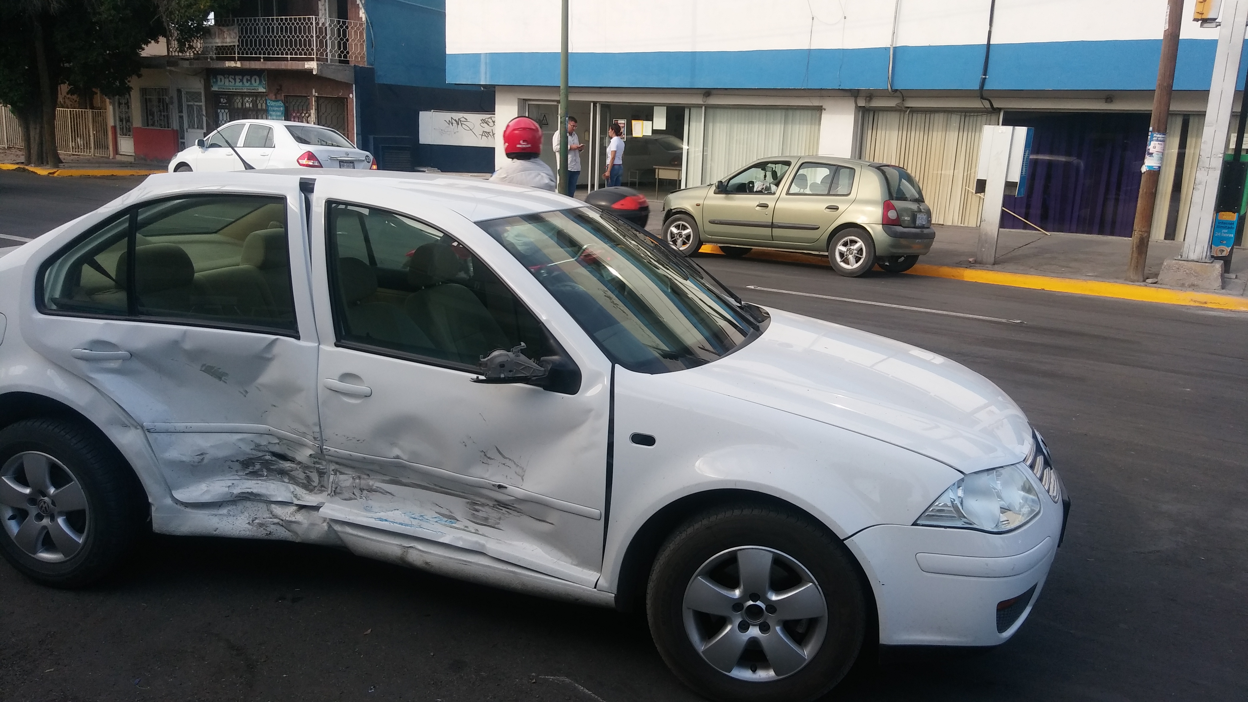 No se reportaron lesionados, sólo daños materiales. (Milenio Digital)
