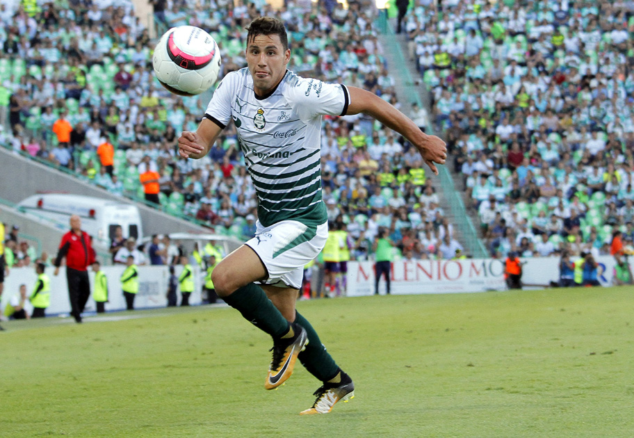 Jorge Sánchez pasa de Santos a las Águilas. (La Afición)