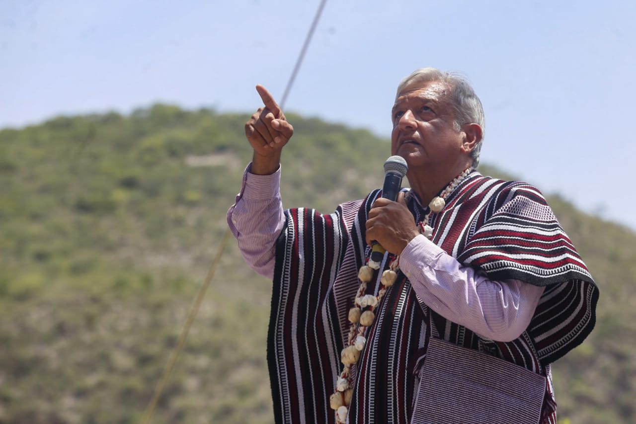 López Obrador en un mitin en Talpa, Guerrero. (Foto: Araceli López | MILENIO)