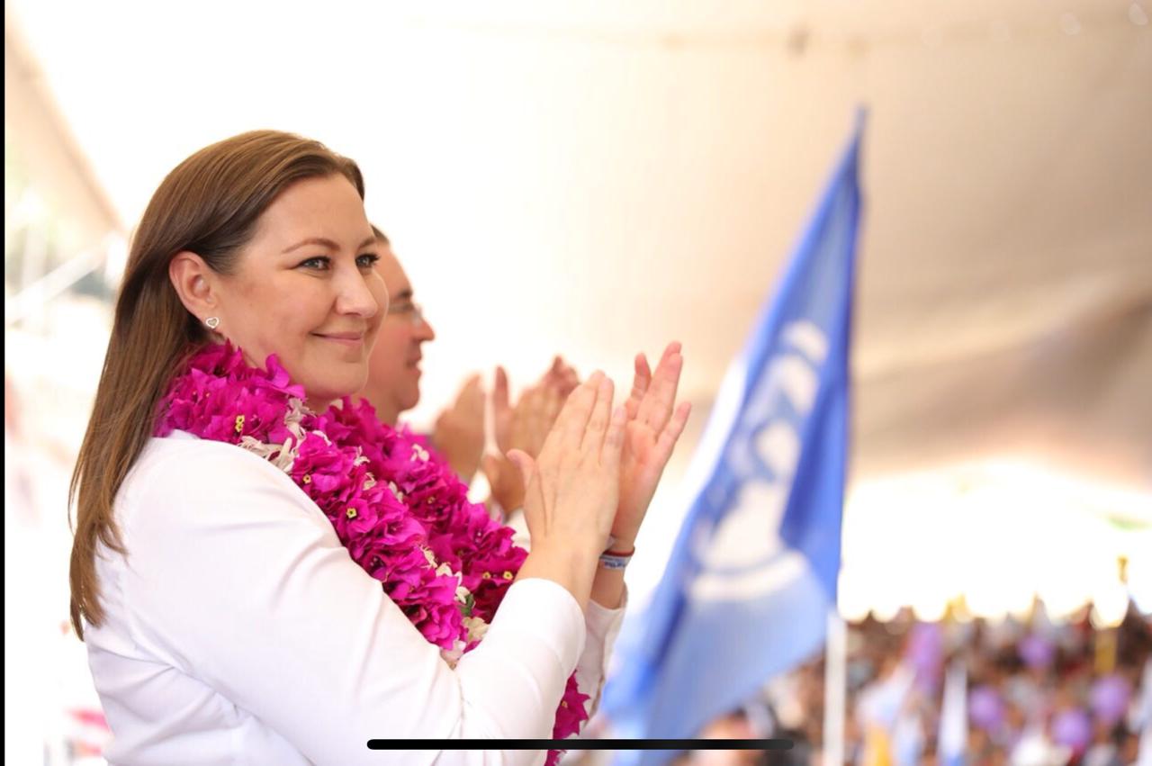 La candidata del PAN-PRD-MC a la gubernatura de Puebla, Martha Erika Alonso.