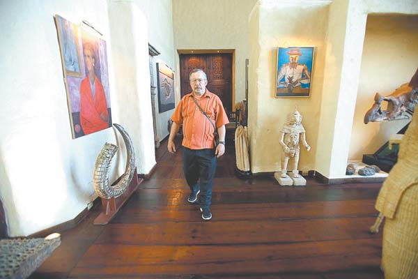 El alcalde dijo que los espacios darían proyección internacional.
