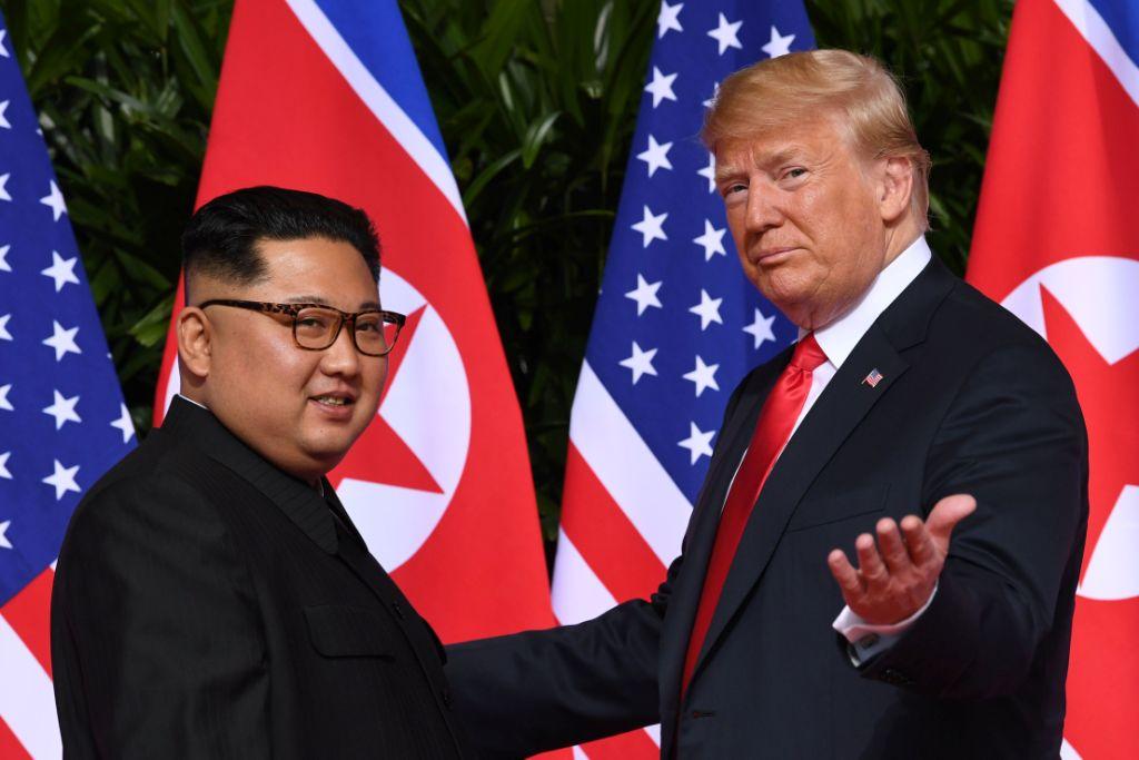 Kim aseguró que su país y Estados Unidos han superado "muchos obstáculos" para conseguir celebrar la histórica cumbre. AFP