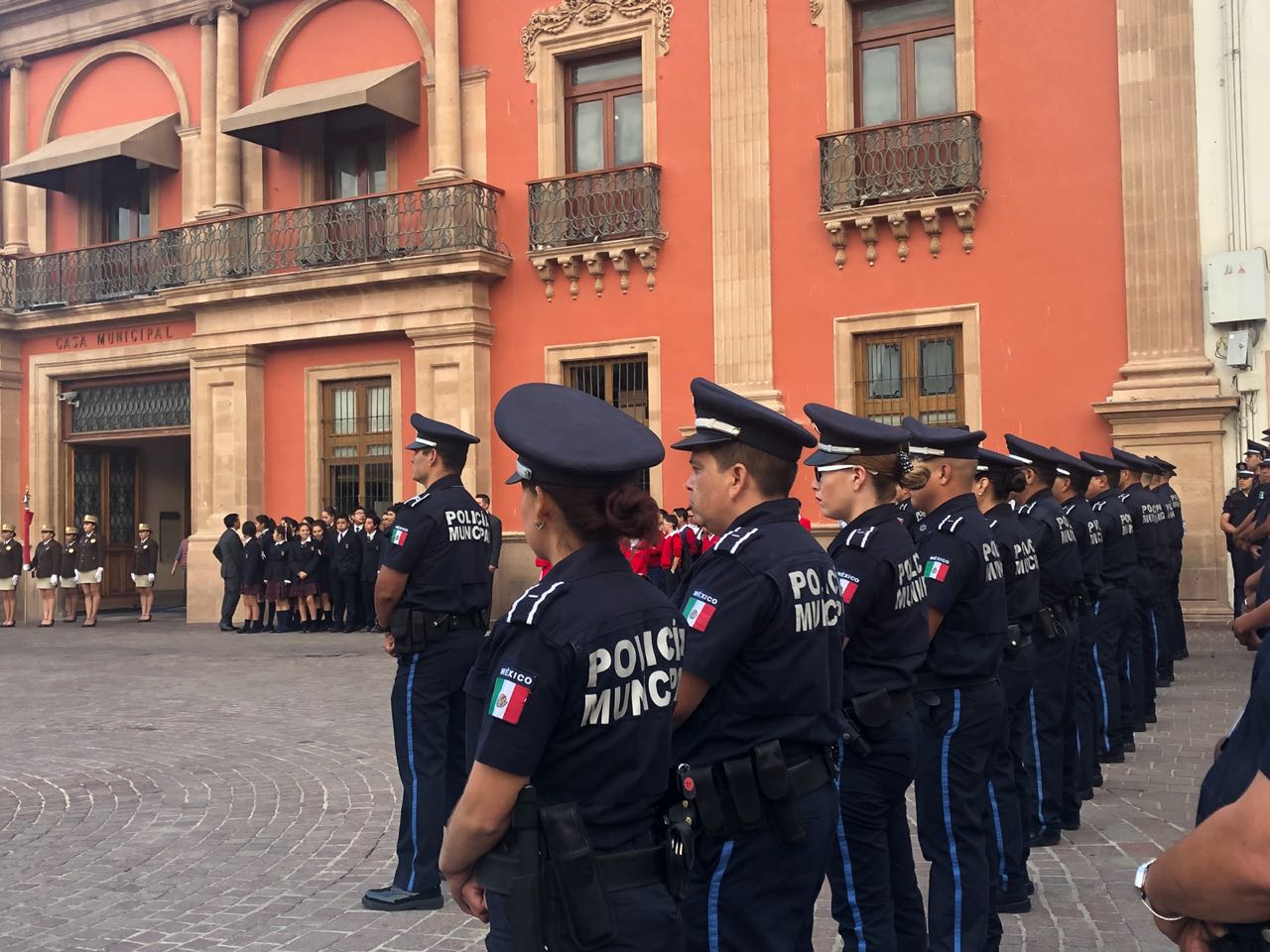 Llegarán 700 chalecos balísticos para policías municipales. (Foto Joana Casillas)